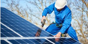 Installation Maintenance Panneaux Solaires Photovoltaïques à Saint-Chartier